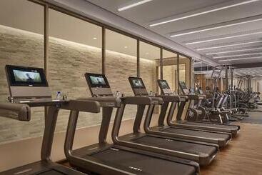 هتل The Ritzcarlton, Astana