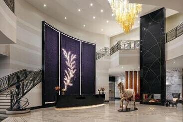 هتل The Ritzcarlton, Astana