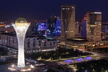هتل The Ritzcarlton, Astana