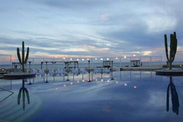 هتل The Towers At Pueblo Bonito Pacifica   All Inclusive   Adults Only