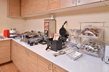 هتل Towneplace Suites By Marriott Gillette