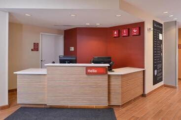 هتل Towneplace Suites By Marriott Gillette