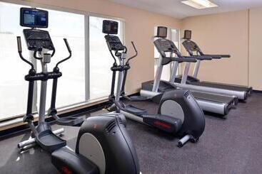 هتل Towneplace Suites By Marriott Gillette
