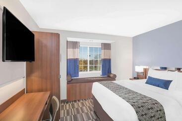 Microtel Inn & Suites By Wyndham Binghamton