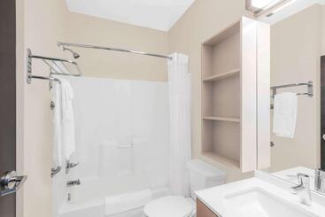 Microtel Inn & Suites By Wyndham Binghamton