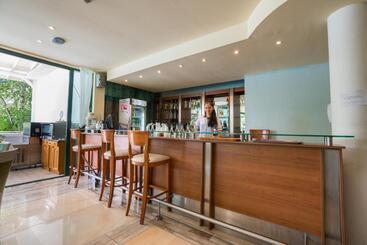 Perla Plaza Hotel   All Inclusive