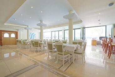 Perla Plaza Hotel   All Inclusive