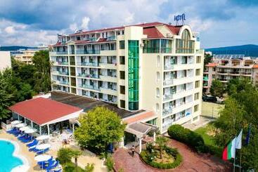 Perla Plaza Hotel   All Inclusive