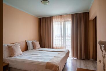 Perla Plaza Hotel   All Inclusive