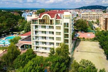 Perla Plaza Hotel   All Inclusive
