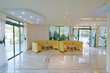 Perla Plaza Hotel   All Inclusive