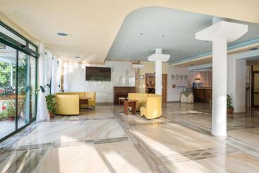 Perla Plaza Hotel   All Inclusive
