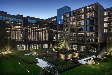 استراحتگاه Hilton Ningbo Dongqian Lake