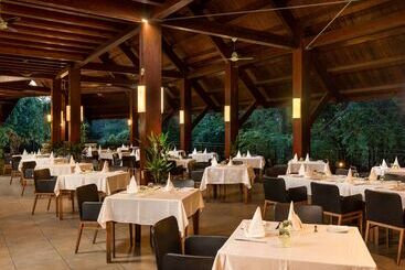 استراحتگاه Occidental Paradise Dambulla