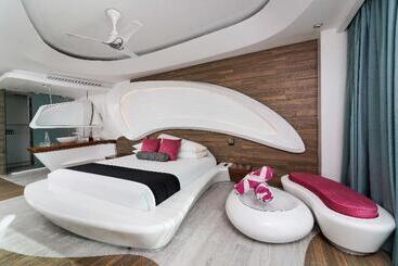 The Carmen Hotel   Ocean Front - Playa del Carmen