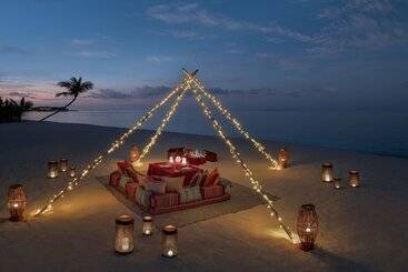 The St. Regis Maldives Vommuli Resort