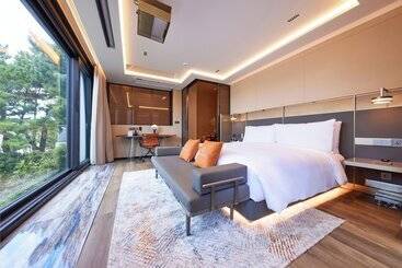 Amber Pure Hill Hotels & Resorts Jeju