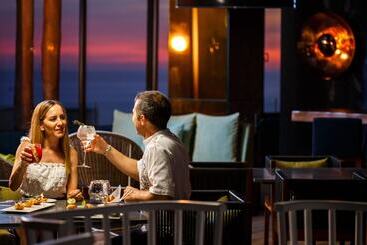 هتل Rancho Sea Side Resort Adults Only