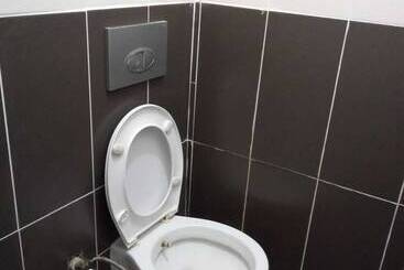 اقامتگاه Golden Halich Hostel