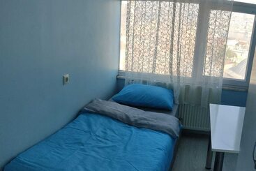 اقامتگاه Golden Halich Hostel