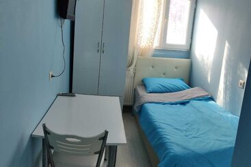 اقامتگاه Golden Halich Hostel
