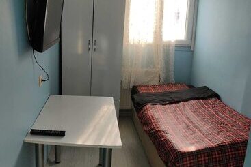 اقامتگاه Golden Halich Hostel