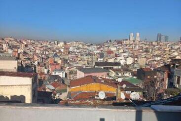Taksim 52 Suite