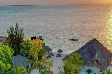 هتل Horizon Of Michamvi Beach