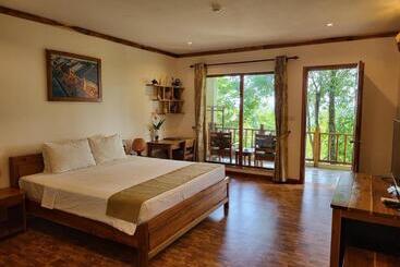 Ancarine Beach Resort