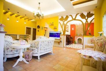 تختخواب و صبحانه Belle Garden Yillan Villa