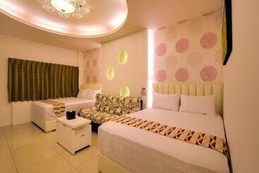 تختخواب و صبحانه Easy Home Stay