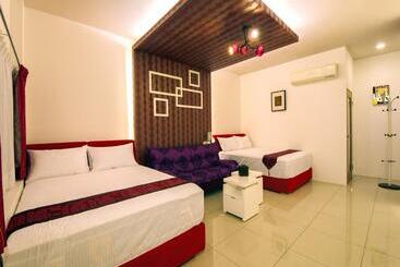 تختخواب و صبحانه Easy Home Stay