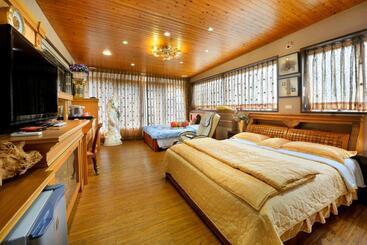 تختخواب و صبحانه Jinge Guest House 集集金格民宿電動車充電站