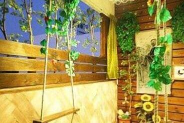 تختخواب و صبحانه Jinge Guest House 集集金格民宿電動車充電站
