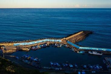 تختخواب و صبحانه Lugo