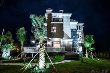 تختخواب و صبحانه Sofia Villa