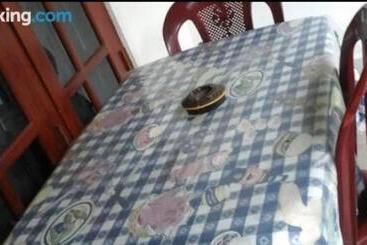 هتل Himasha Guest