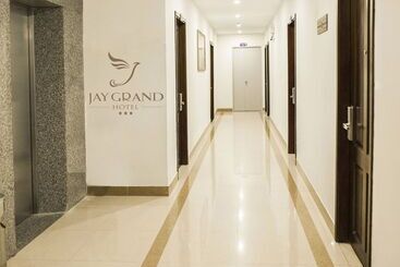 هتل Jay Grand