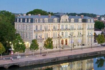 Hotel Les Jardins Du Mess