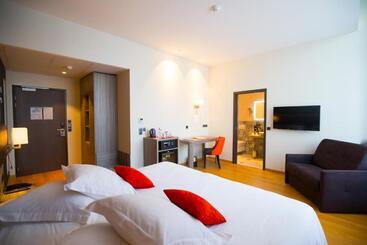 Hotel Les Jardins Du Mess