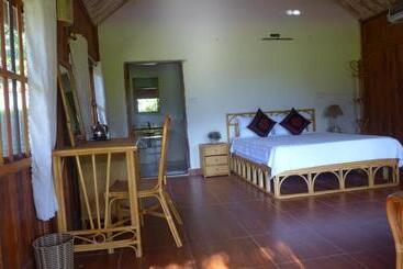 هتل Mai Chau Nature Lodge   Hostel