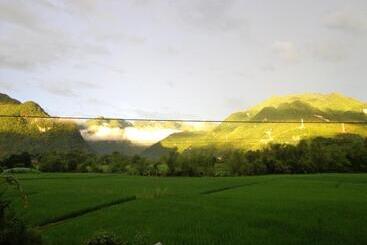 هتل Mai Chau Nature Lodge   Hostel