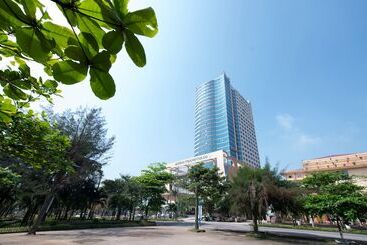 هتل Muong Thanh Grand Cua Lo