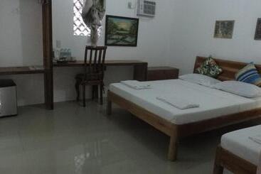 هتل Sea Turtle House
