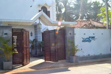 هتل Sea World Boutique