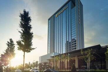 هتل Shangrila Tangshan