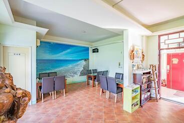 تختخواب و صبحانه Hualien Travel