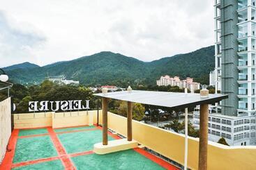 Leisure Cove Hotel & Apartments