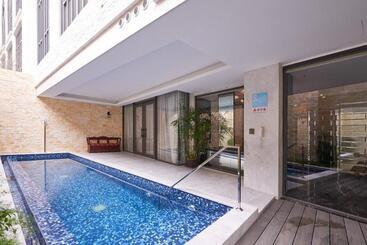 مُتل The Castle Ballet Taichung A Boutique