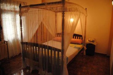پانسیون Kumar Guest House & Apartment